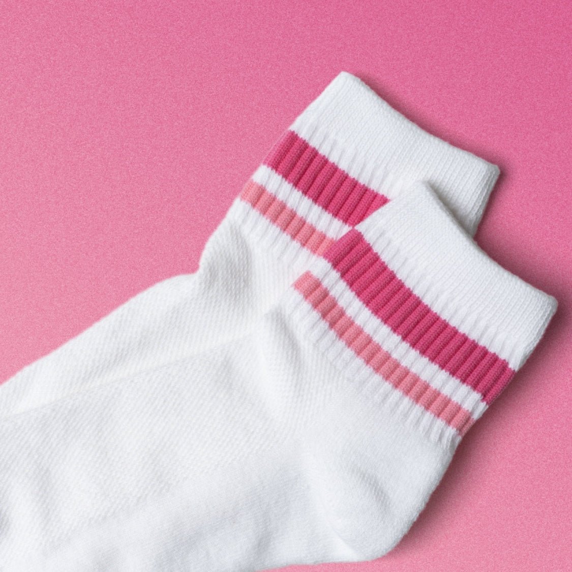 Del Campo Pink Stripes golf socks