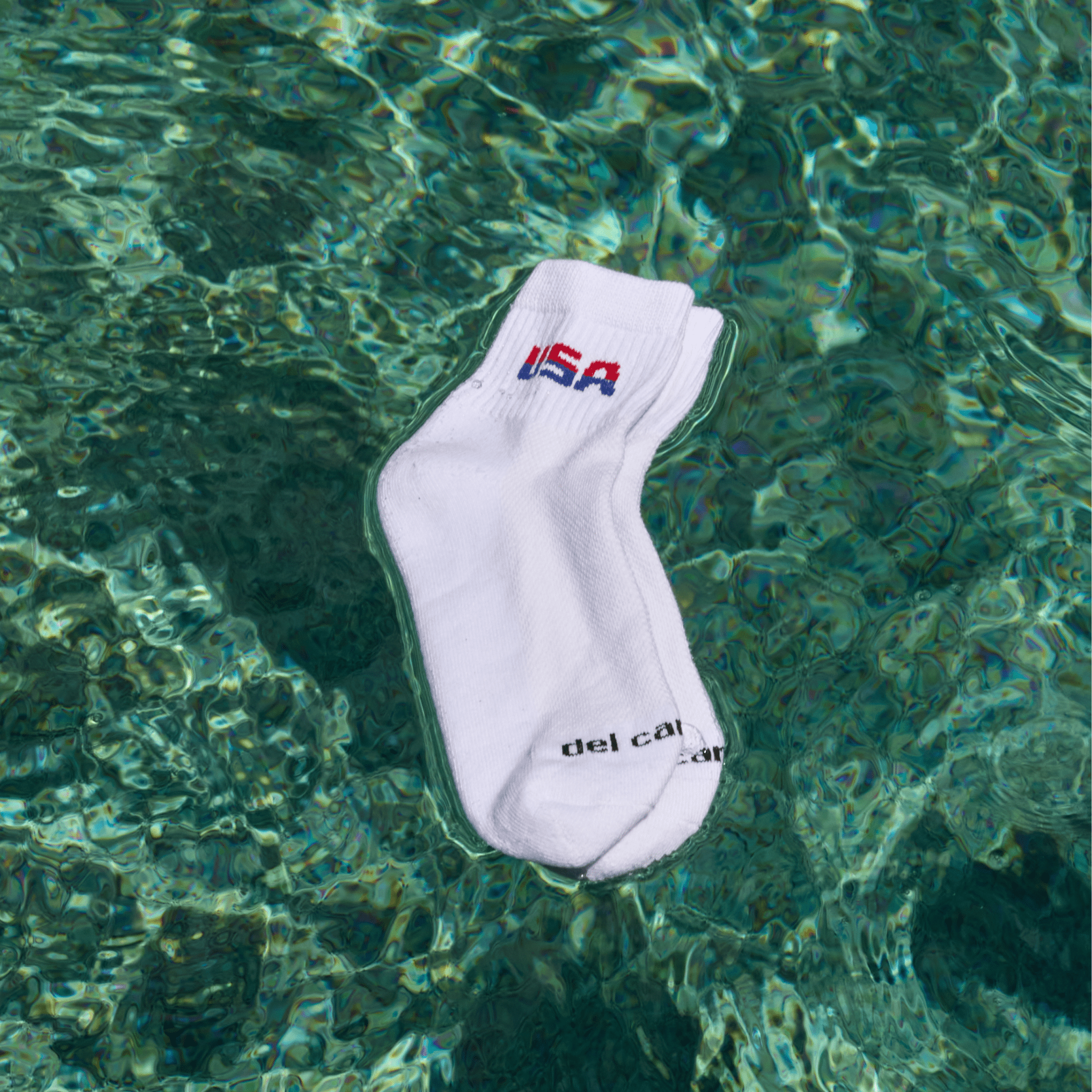 Del Campo Two Tone USA golf socks, lifestyle shot