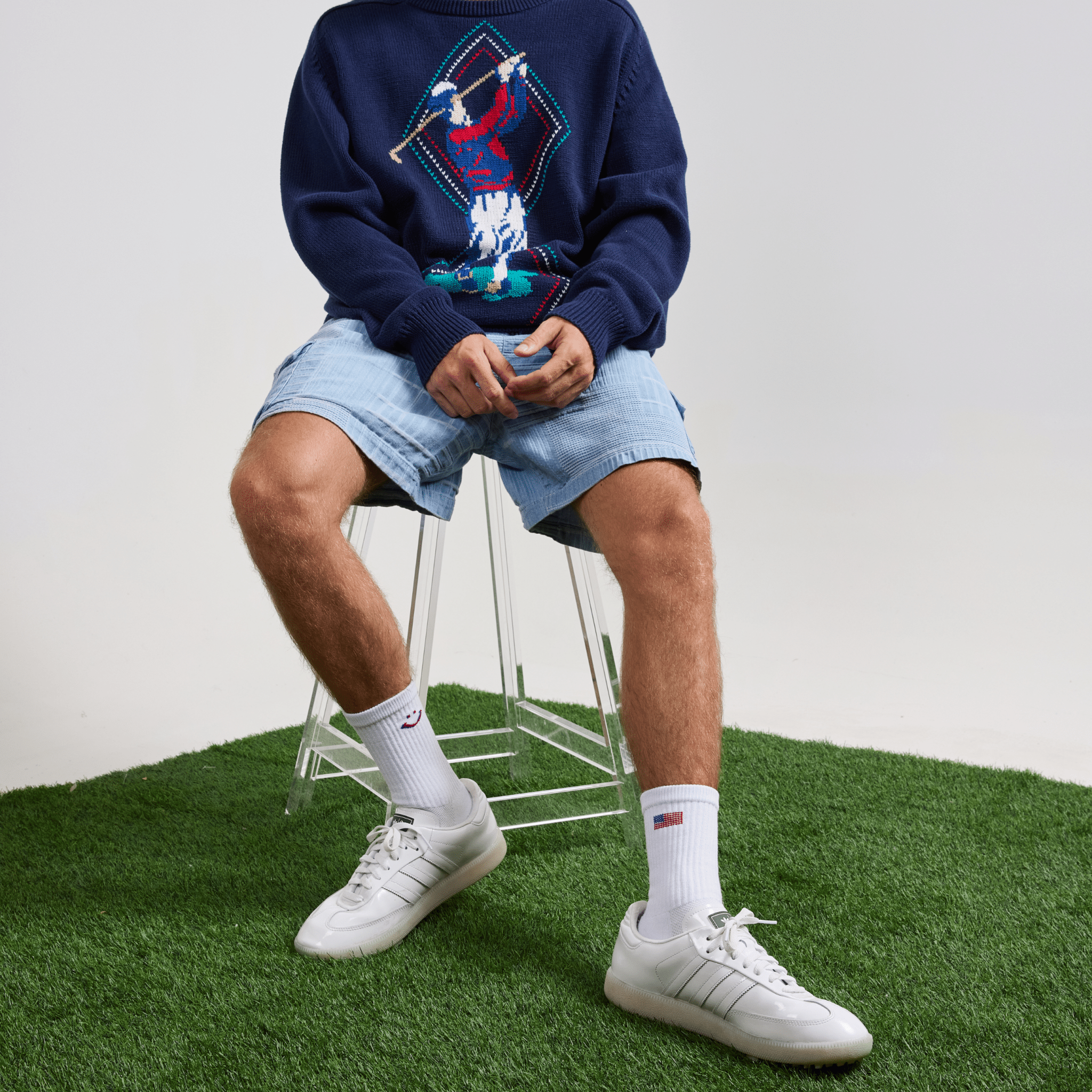 Del Campo 1776 Crew golf socks, lifestyle shot