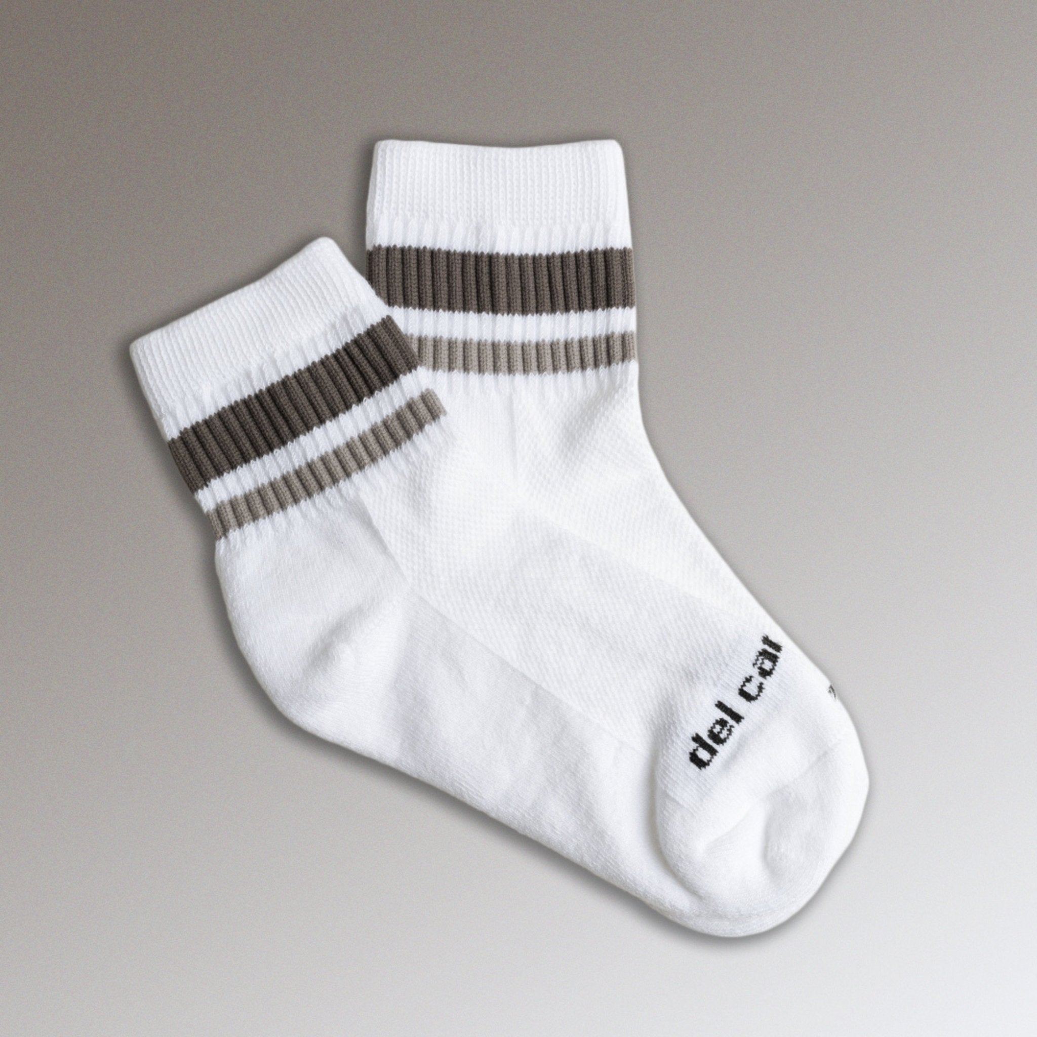 Del Campo Grey Stripes golf socks