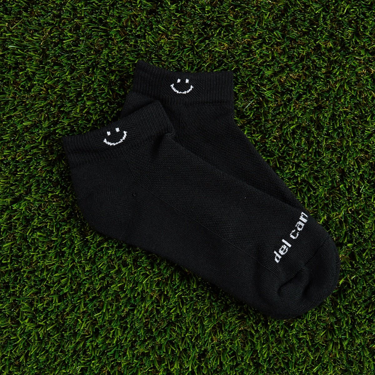 Smiley Lowcut Night Mode Socks - del campo