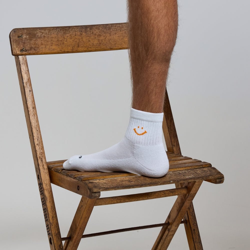 Del Campo Light Orange Smiley golf socks