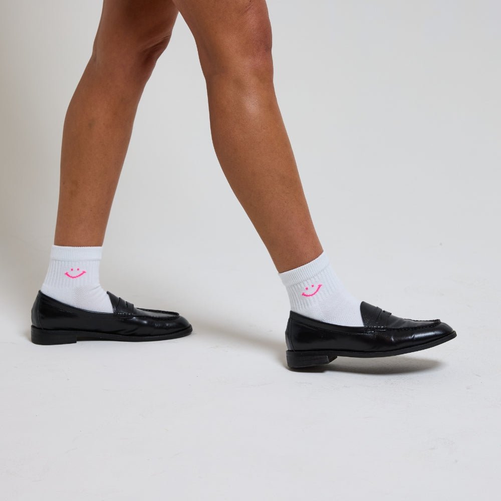Del Campo Bright Pink Smiley golf socks