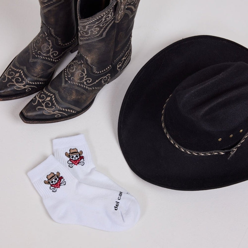 Del Campo Outlaw Crossbones golf socks