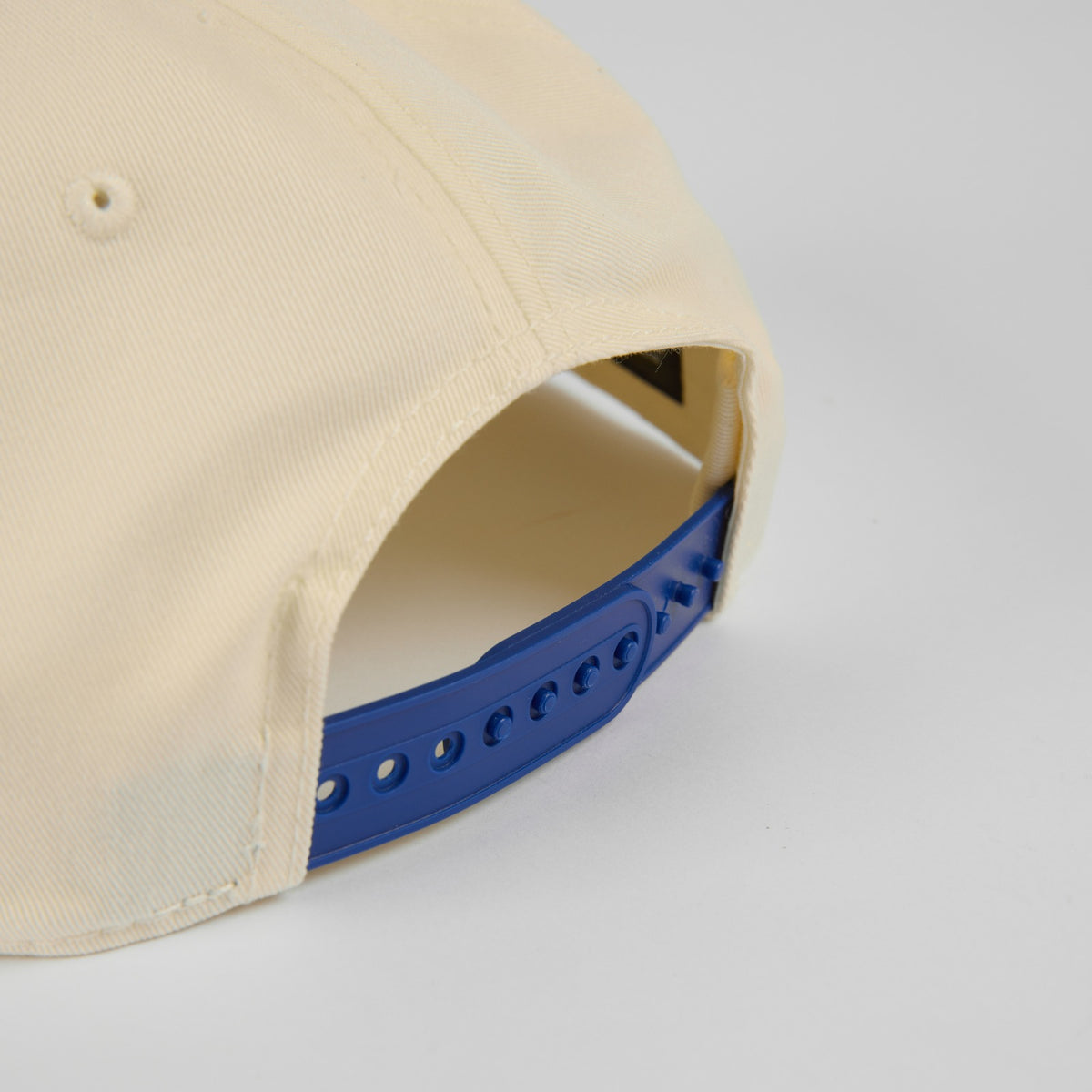 GOLF IS FUN Two-Tone Hat - del campo