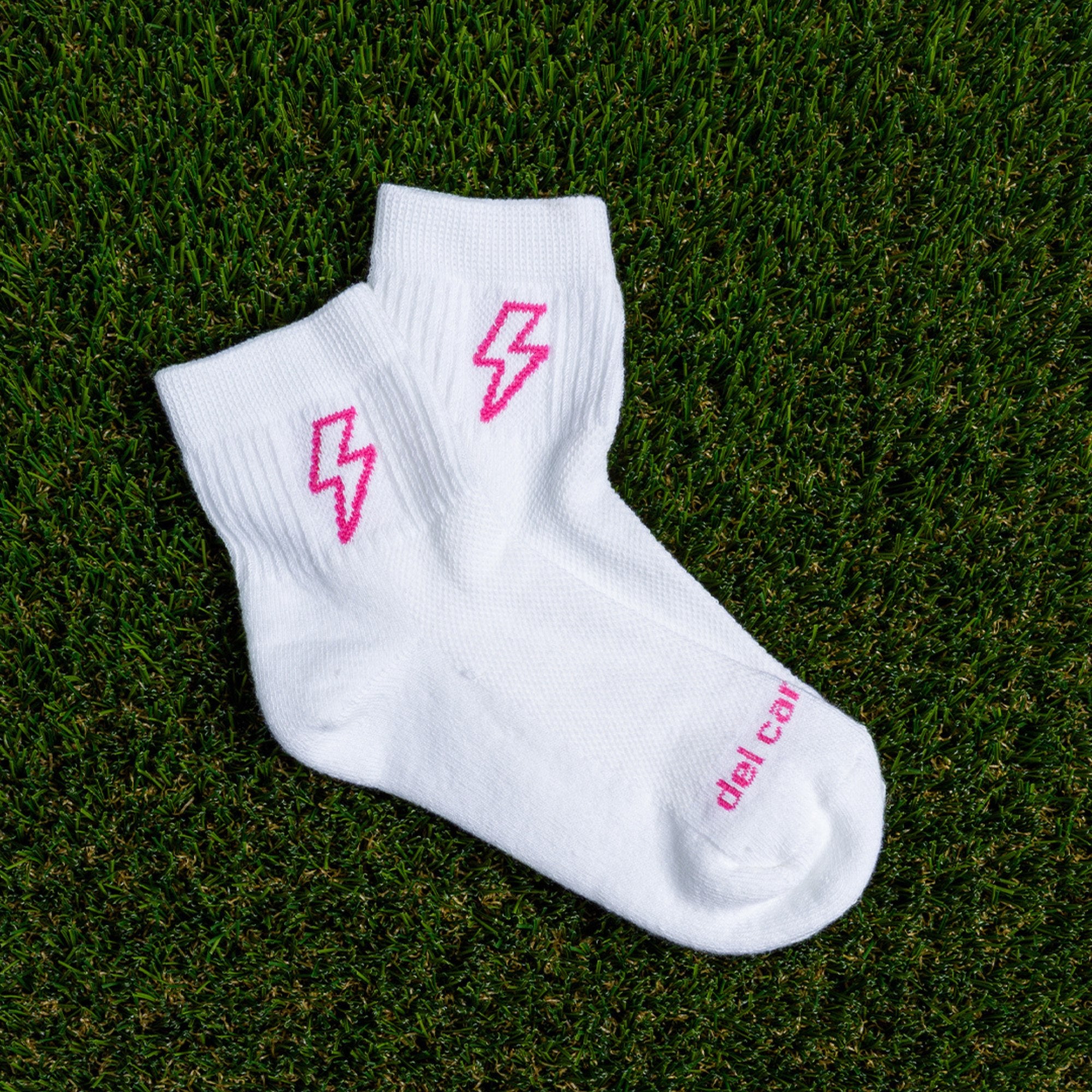 Pink Bolts - del campo