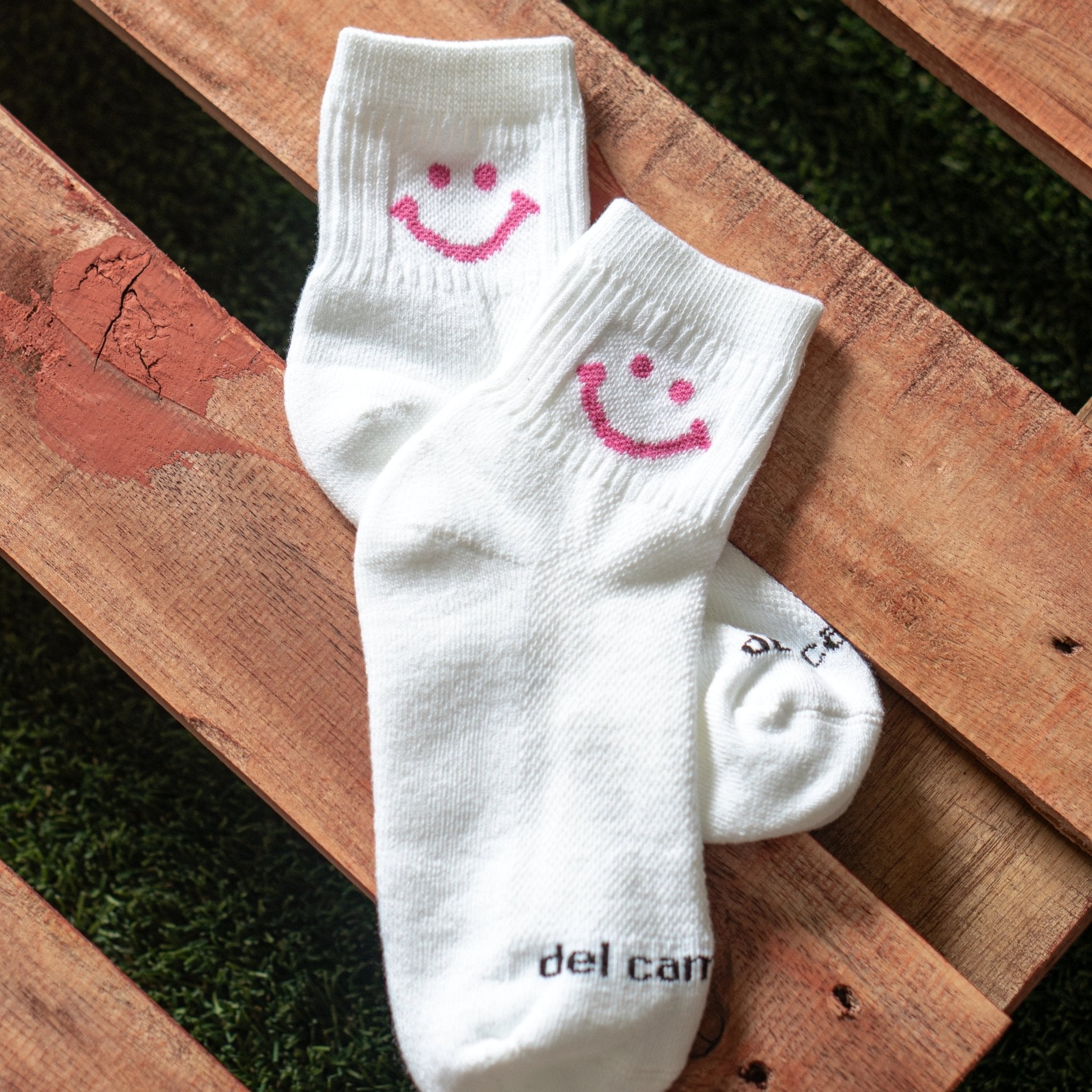 Pink Smiley - del campo