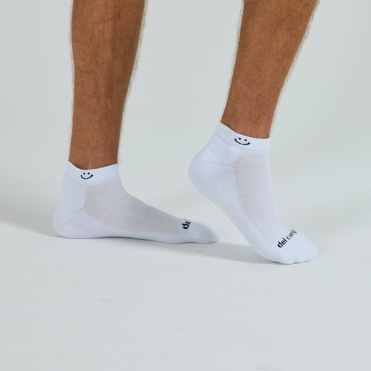 Smiley Lowcut Socks worn barefoot, pair - del campo